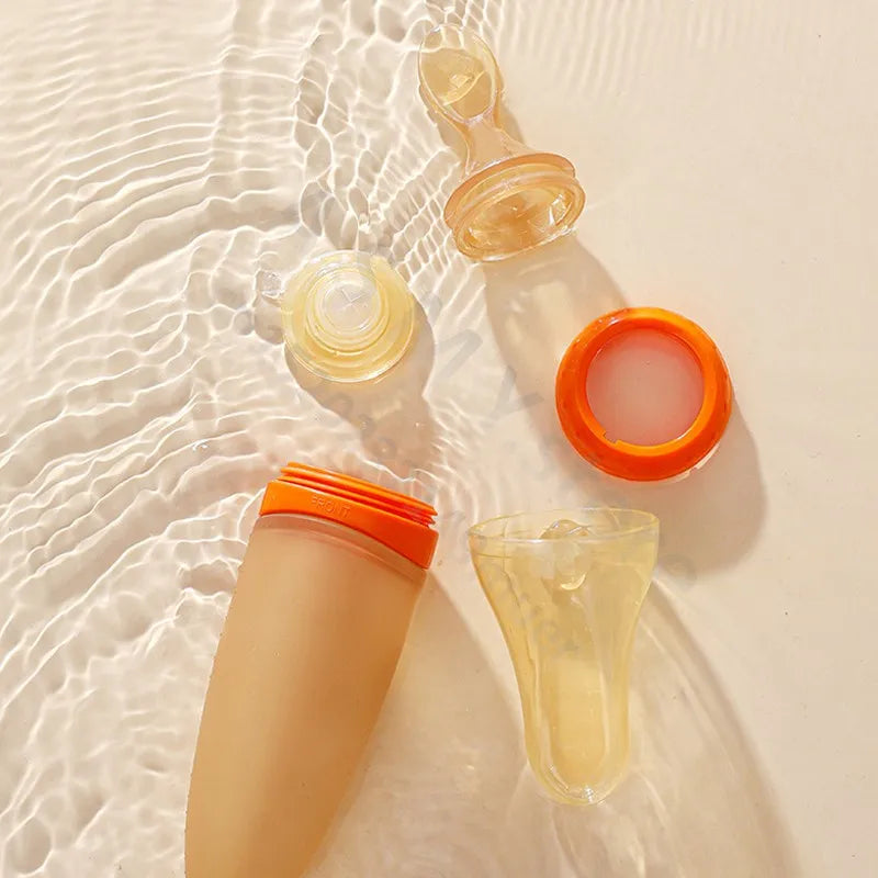 BBET Silicone Squeezing Feeding Bottle with Spoon – 120ml Baby Food Dispenser